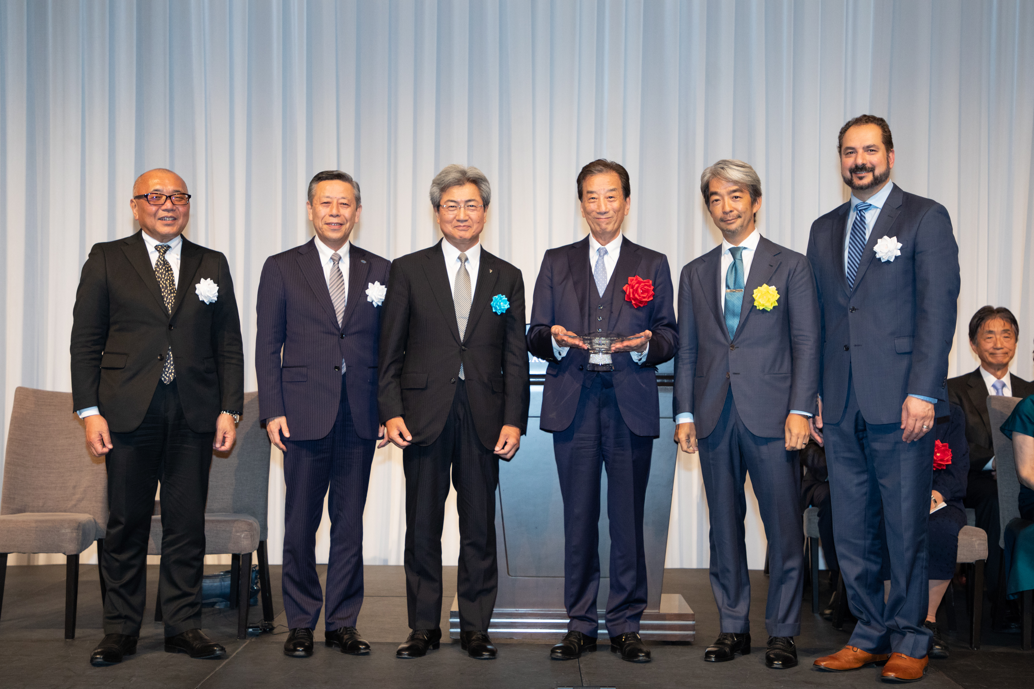 [Award Report] The 4th Lights Upon the Mountain Awards (Co-hosted by the Japan Hospital Association, the All Japan Hospital Association, and the Celgene Corporation, June 20, 2018)