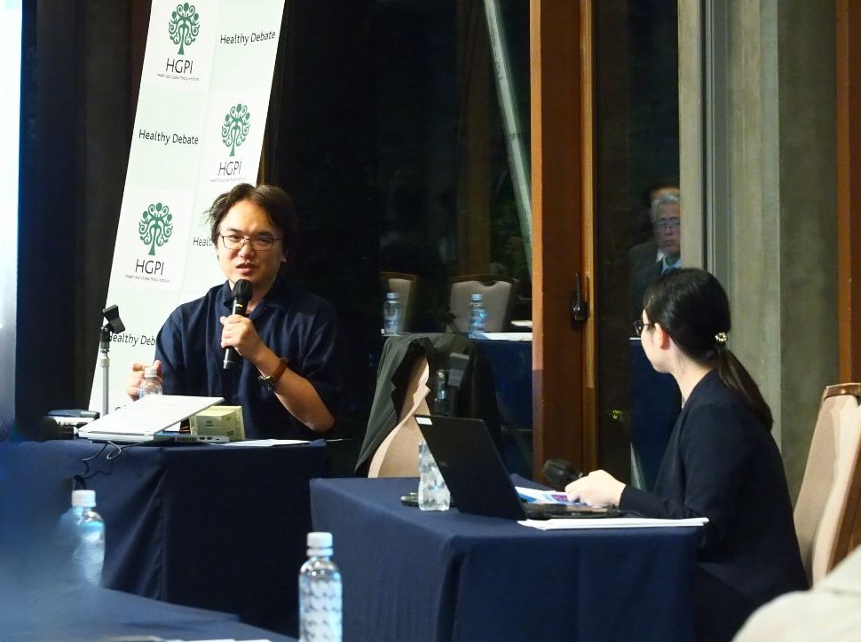 Ataru Igarashi and Asako Okawa